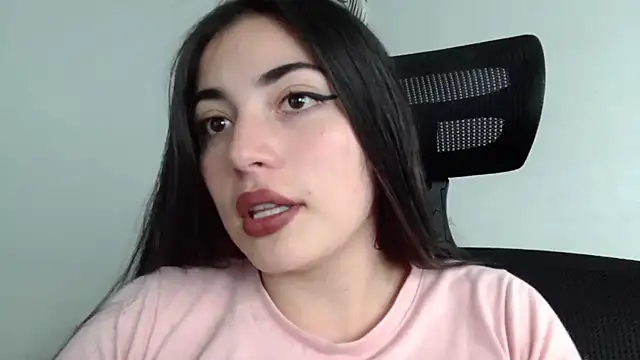 Honey Aynur20 online show from 6, 12, 2024