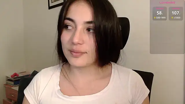 Honey Aynur20 online show from 8, 1, 2025