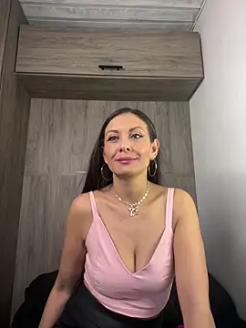 Swetisabella01 online show from 12, 2, 2026