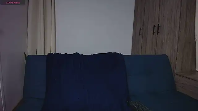 Swetisabella01 online show from 19, 7, 2026