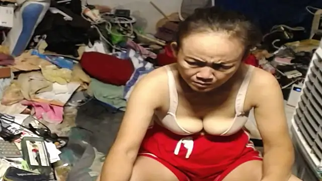1CuteAndSexy69 online show from 26, 6, 2026