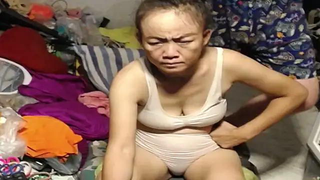 1CuteAndSexy69 online show from 15, 7, 2026