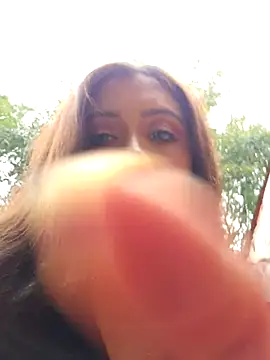 Snapshot of DORYY chatting on 15, 10, 2025 DORYY online show from 15, 10, 2025