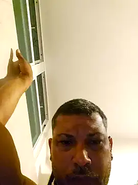 Snapshot of tropikboy chatting on 15, 9, 2025 tropikboy online show from 15, 9, 2025