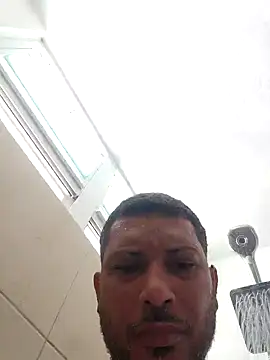 Snapshot of tropikboy chatting on 28, 9, 2025 tropikboy online show from 28, 9, 2025