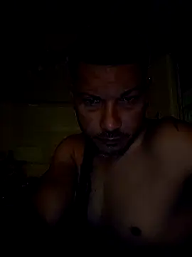 Snapshot of tropikboy chatting on 21, 10, 2025 tropikboy online show from 21, 10, 2025