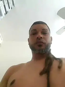 Snapshot of tropikboy chatting on 26, 10, 2025 tropikboy online show from 26, 10, 2025