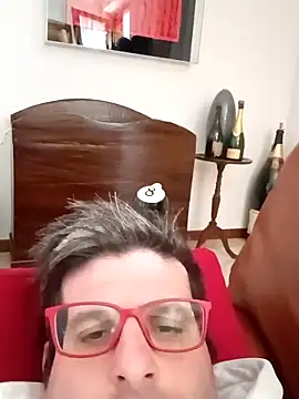 Snapshot of dario84rozz chatting on 27, 3, 2026 dario84rozz online show from 27, 3, 2026