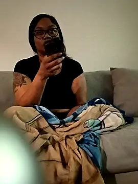 Teila21 online show from 18, 4, 2026