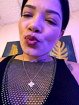 valerie lya online show from 1, 11, 2025