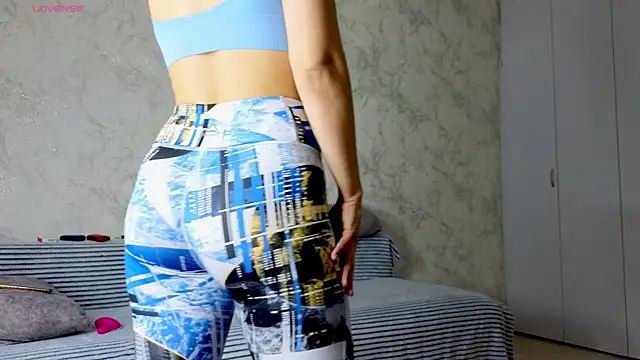 sweeetgirls2021 online show from 22, 3, 2026