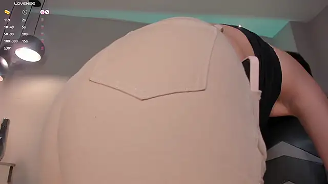 Snapshot of EllaClark chatting on 19, 1, 2025 EllaClark online show from 19, 1, 2025