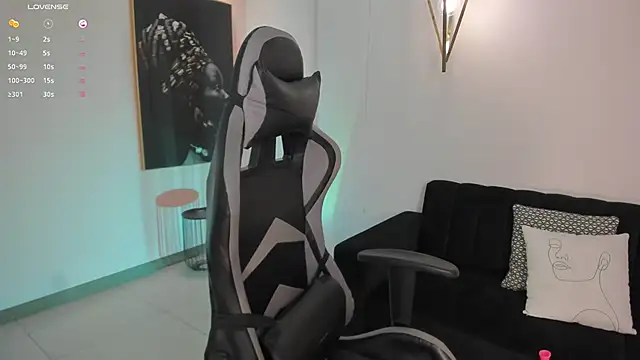 Snapshot of EllaClark chatting on 21, 1, 2025 EllaClark online show from 21, 1, 2025