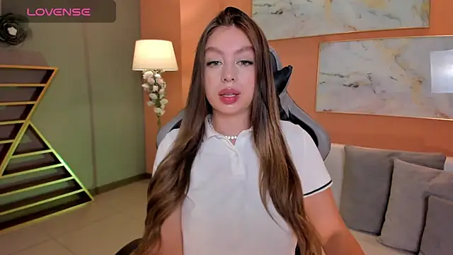 Snapshot of EllaClark chatting on 5, 2, 2025 EllaClark online show from 5, 2, 2025