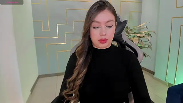 Snapshot of EllaClark chatting on 18, 2, 2025 EllaClark online show from 18, 2, 2025