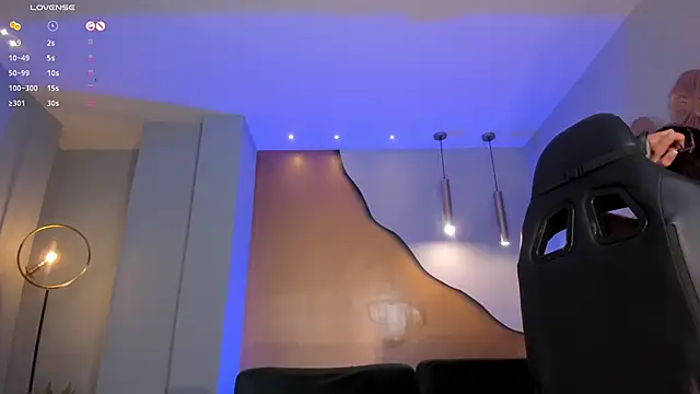 Snapshot of EllaClark chatting on 28, 2, 2025 EllaClark online show from 28, 2, 2025