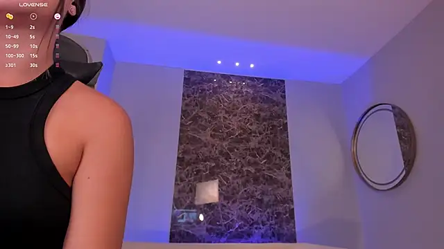 Snapshot of EllaClark chatting on 28, 2, 2025 EllaClark online show from 28, 2, 2025