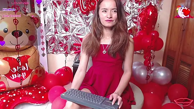 NicoleSantana online show from 16, 2, 2026