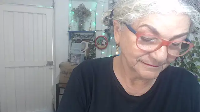 FunnyGrandma online show from 14, 12, 2025