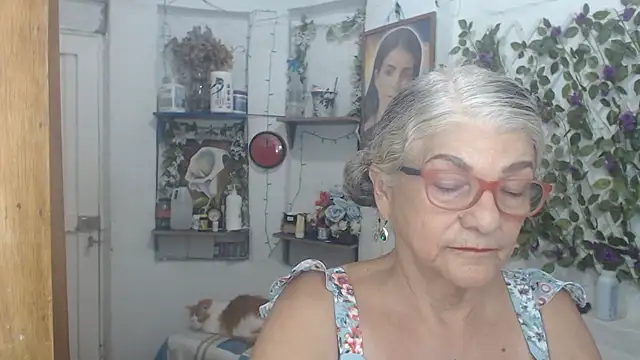 FunnyGrandma online show from 11, 4, 2026