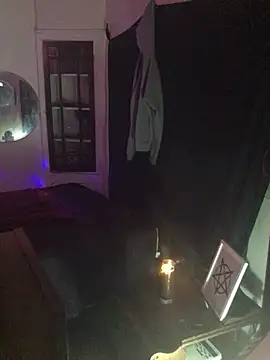 Jcharlesnew69xh online show from 20, 3, 2025