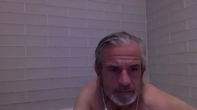 Snapshot of readyforfunxxx chatting on 14, 2, 2025 readyforfunxxx online show from 14, 2, 2025