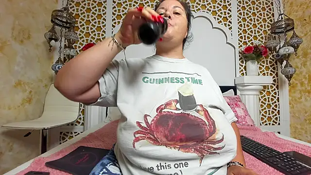 AleshaArabian online show from 12, 9, 2025