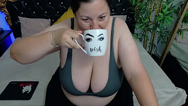 AleshaArabian online show from 6, 8, 2026