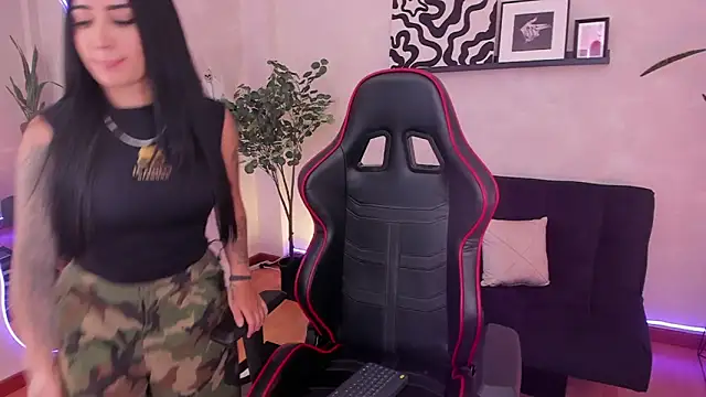 EmmyEvans1 online show from 30, 9, 2025