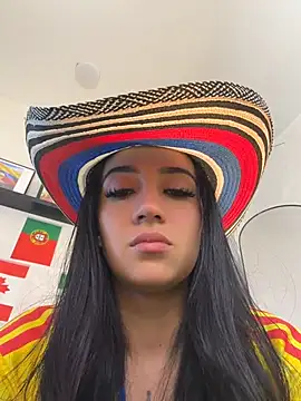 EmmyEvans1 online show from 7, 7, 2026