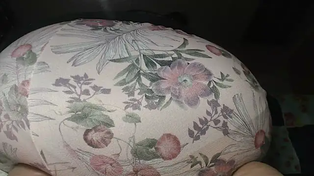 Snapshot of prettyangelsquirt chatting on 19, 1, 2025 prettyangelsquirt online show from 19, 1, 2025