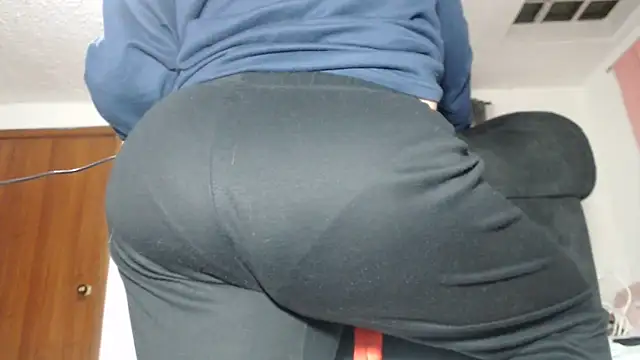 Snapshot of prettyangelsquirt chatting on 31, 1, 2025 prettyangelsquirt online show from 31, 1, 2025