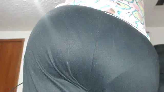 Snapshot of prettyangelsquirt chatting on 11, 2, 2025 prettyangelsquirt online show from 11, 2, 2025