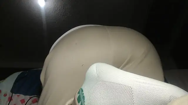 Snapshot of prettyangelsquirt chatting on 16, 10, 2025 prettyangelsquirt online show from 16, 10, 2025