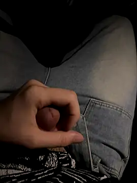 Snapshot of JohnnyBigShot chatting on 28, 9, 2025 JohnnyBigShot online show from 28, 9, 2025