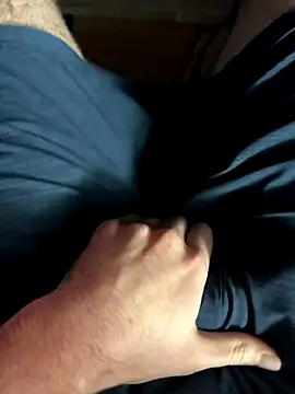 Snapshot of JohnnyBigShot chatting on 1, 12, 2025 JohnnyBigShot online show from 1, 12, 2025