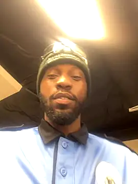 Snapshot of danieldonte chatting on 16, 11, 2025 danieldonte online show from 16, 11, 2025