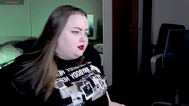 EMMA  CONNOR online show from 18, 3, 2025