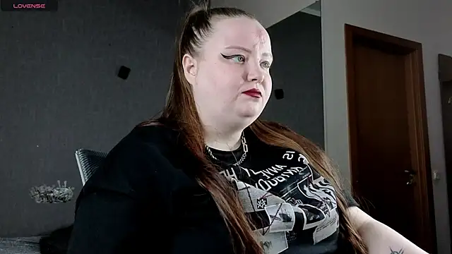 EMMA  CONNOR online show from 15, 9, 2025