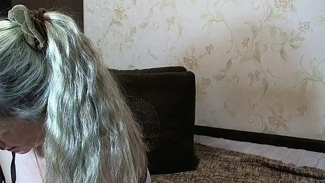 MARMELADINKA- online show from 17, 11, 2025