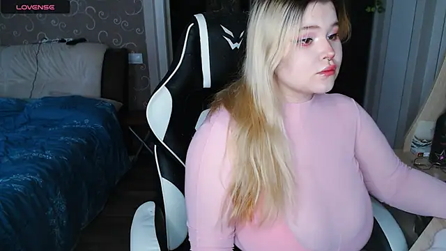 Mini Mo online show from 25, 2, 2025