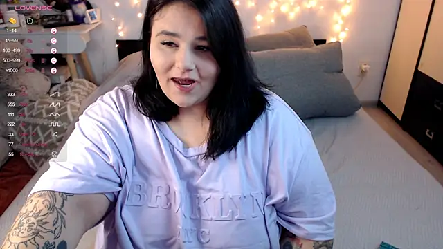 naughtykiss online show from 19, 10, 2025