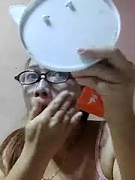 asianwet4u online show from 17, 7, 2026