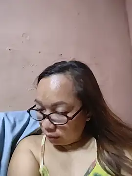 asianwet4u online show from 5, 8, 2026