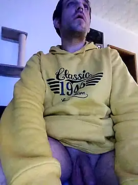 Snapshot of Codymc89 chatting on 16, 2, 2025 Codymc89 online show from 16, 2, 2025