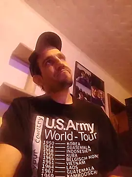 Snapshot of Codymc89 chatting on 1, 10, 2025 Codymc89 online show from 1, 10, 2025