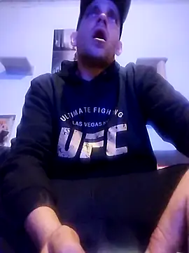 Snapshot of Codymc89 chatting on 21, 10, 2025 Codymc89 online show from 21, 10, 2025