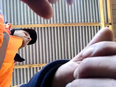 Snapshot of Codymc89 chatting on 4, 11, 2025 Codymc89 online show from 4, 11, 2025