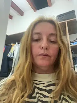 Snapshot of moniquerainx chatting on 26, 12, 2024 moniquerainx online show from 26, 12, 2024