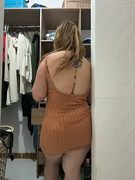 Snapshot of moniquerainx chatting on 9, 10, 2025 moniquerainx online show from 9, 10, 2025